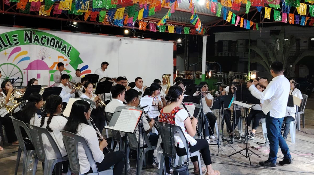 Actividad Cultural Comunitaria: Concierto fúnebre